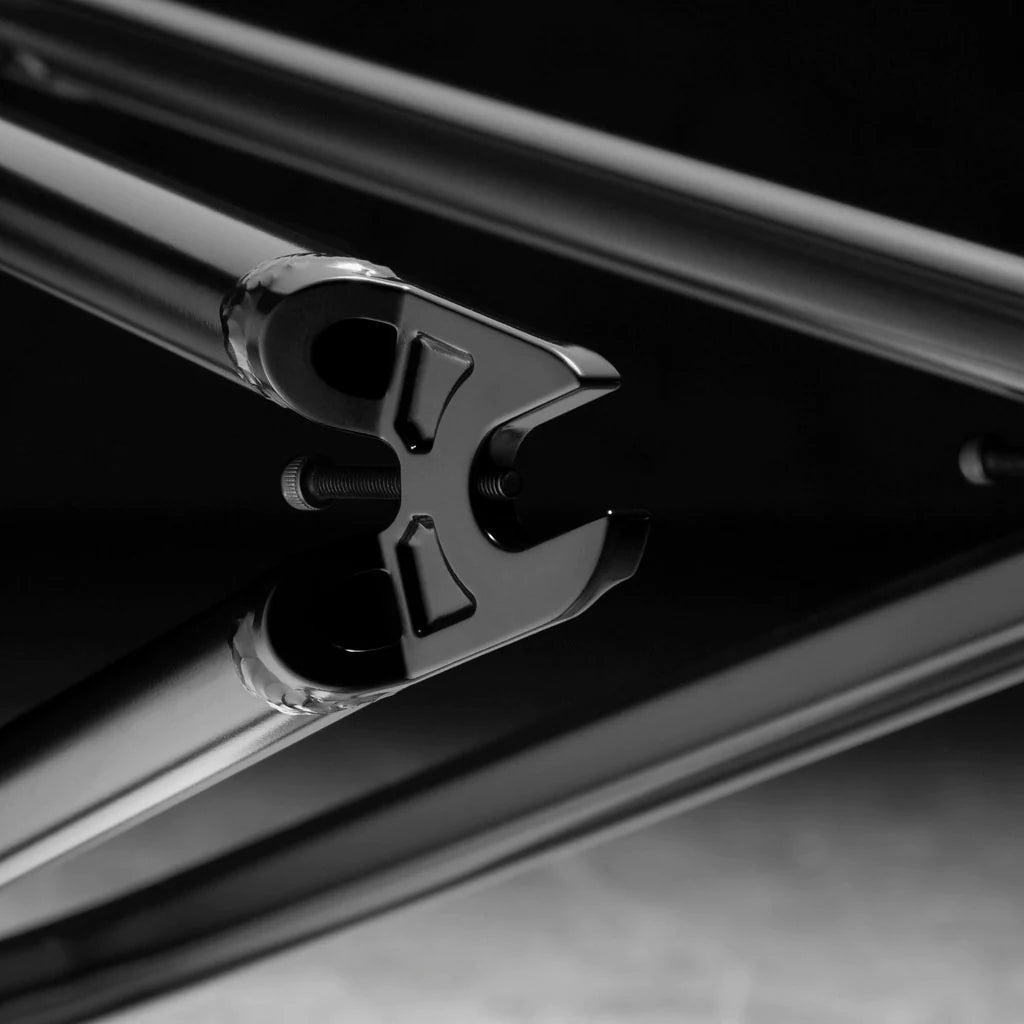 KINK CONTENDER 2 FRAME 21