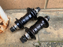 PROFILE MINI HUB SET GLOSS BLACK RHD