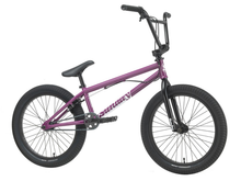 SUNDAY PRIMER PARK 20.5 - GLOSS BERRY
