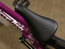 SUNDAY PRIMER PARK 20.5 - GLOSS BERRY