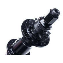 ANIMAL JAVELIN HUB
