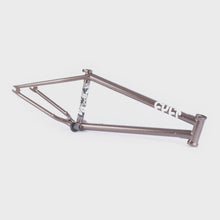 CULT WALSH FRAME - OKERT - COPPER VEIN - 21.25"