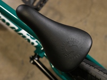 SUNDAY PRIMER - 20.75"TT GLOSS PINE GREEN