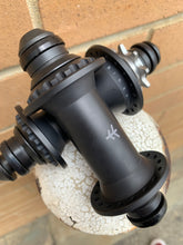 FLY MAGNETO HUB SET - RHD