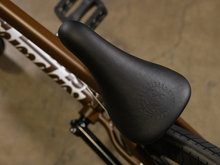 SUNDAY PRIMER - 21" - MATT DARK BROWN