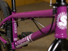 SUNDAY PRIMER PARK 20.5 - GLOSS BERRY