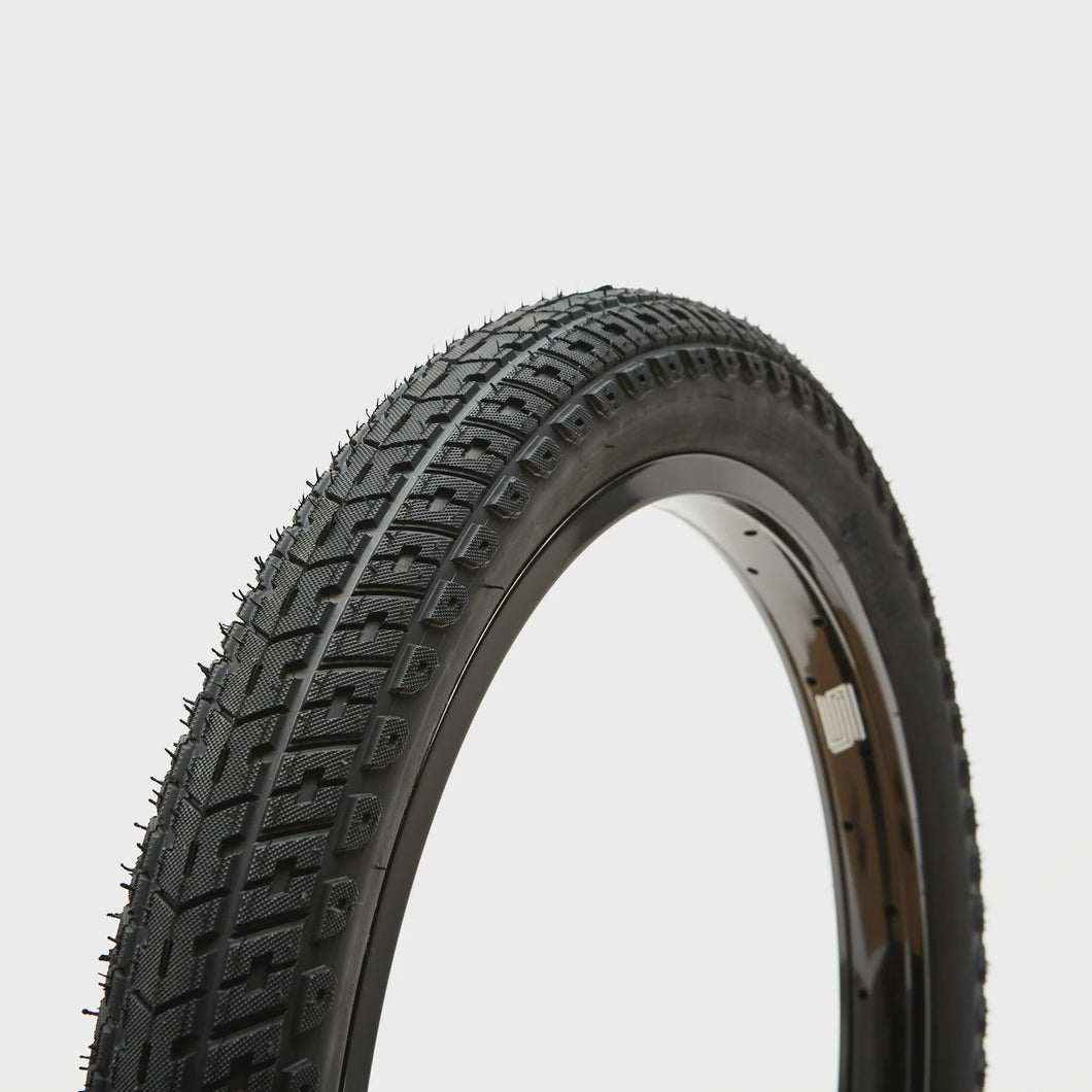 UNITED INDIRECT TYRE 20 X 2.35