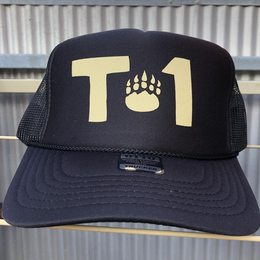 T-1 PAW MESH TRUCKER HAT